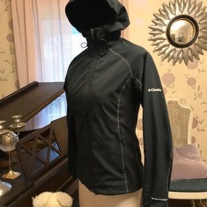 Columbia XS ladies jacket. Nice used condition